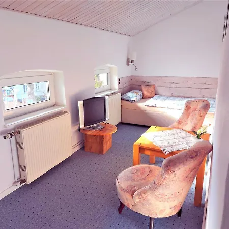 Backbord Und Steuerbord Appartement Sassnitz Buitenkant foto