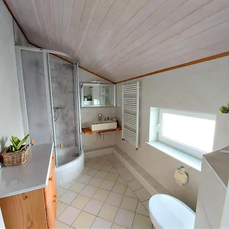 Backbord Und Steuerbord Appartement Sassnitz Buitenkant foto